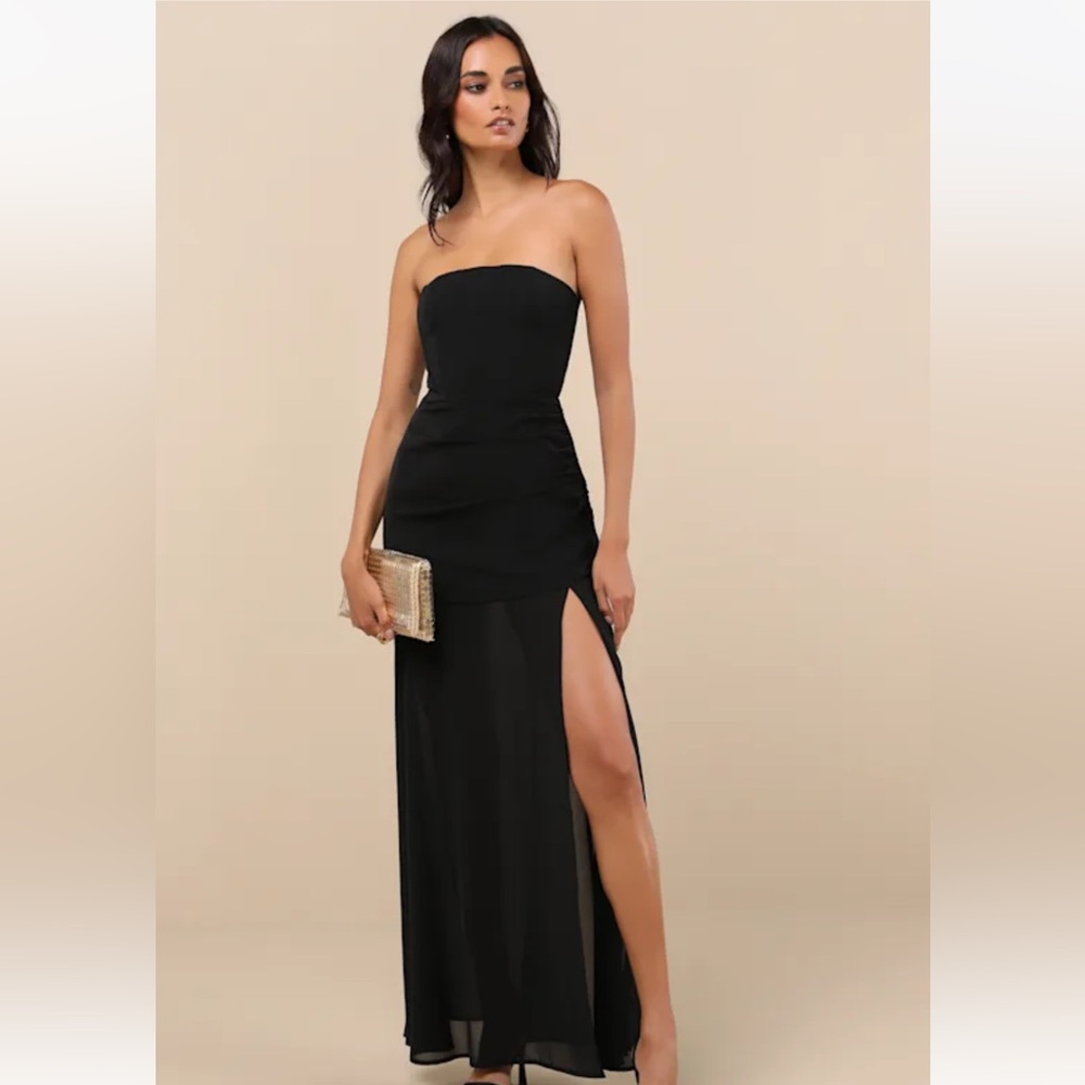 Lulu's Elegant Black Strapless Gown